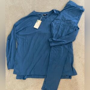 NWT Blue Lounge Set Large